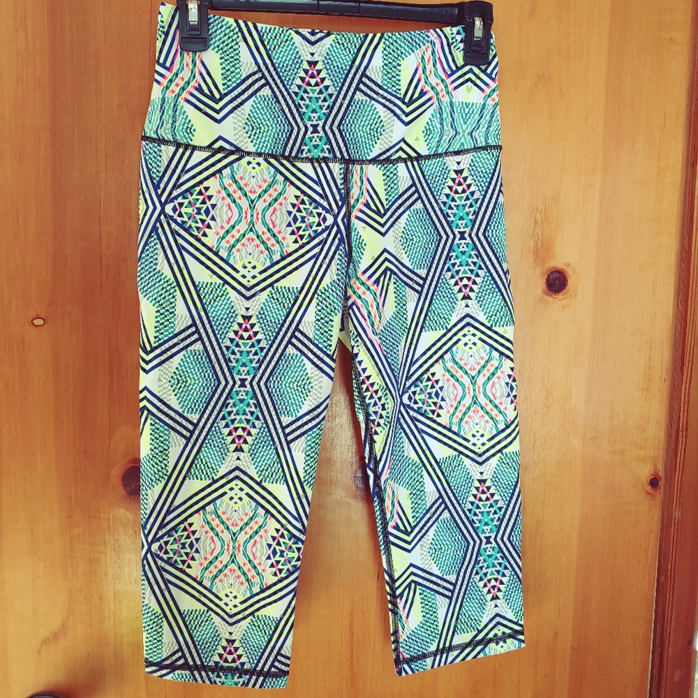High Waist Victoria's Secret Knockout Crop